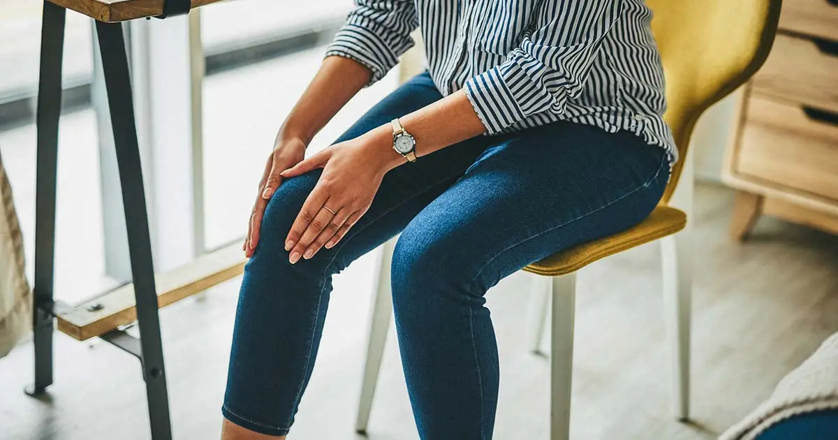 صدا دادن زانو