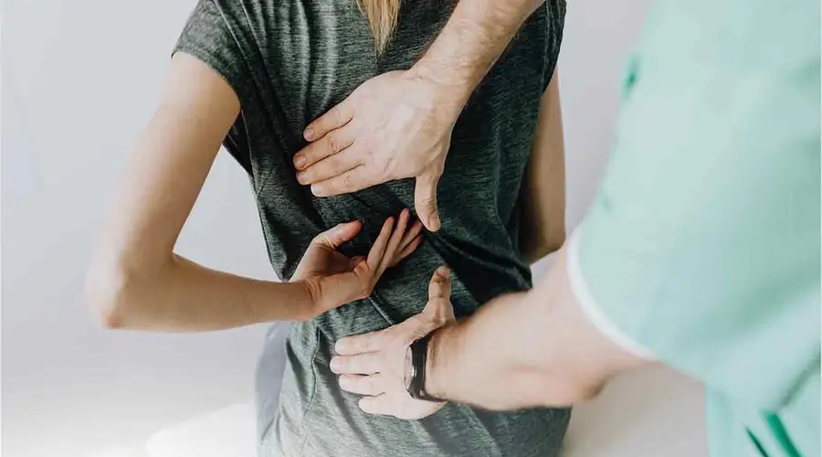 روش‌های ماساژ کمر
